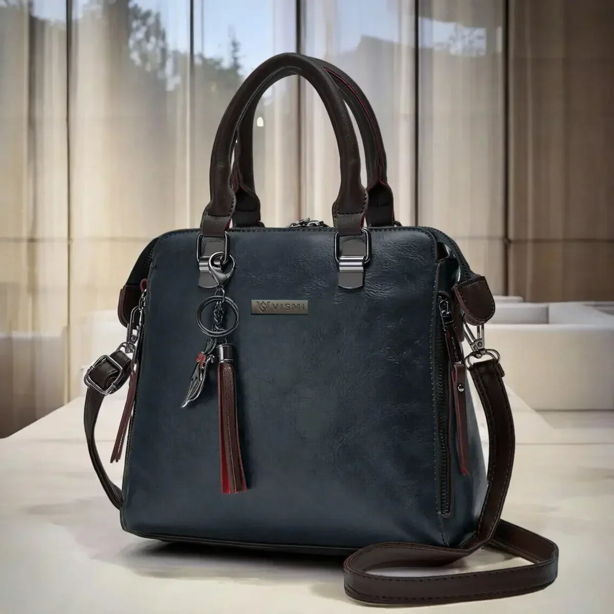 How to Choose the Right Handbag for Your Style