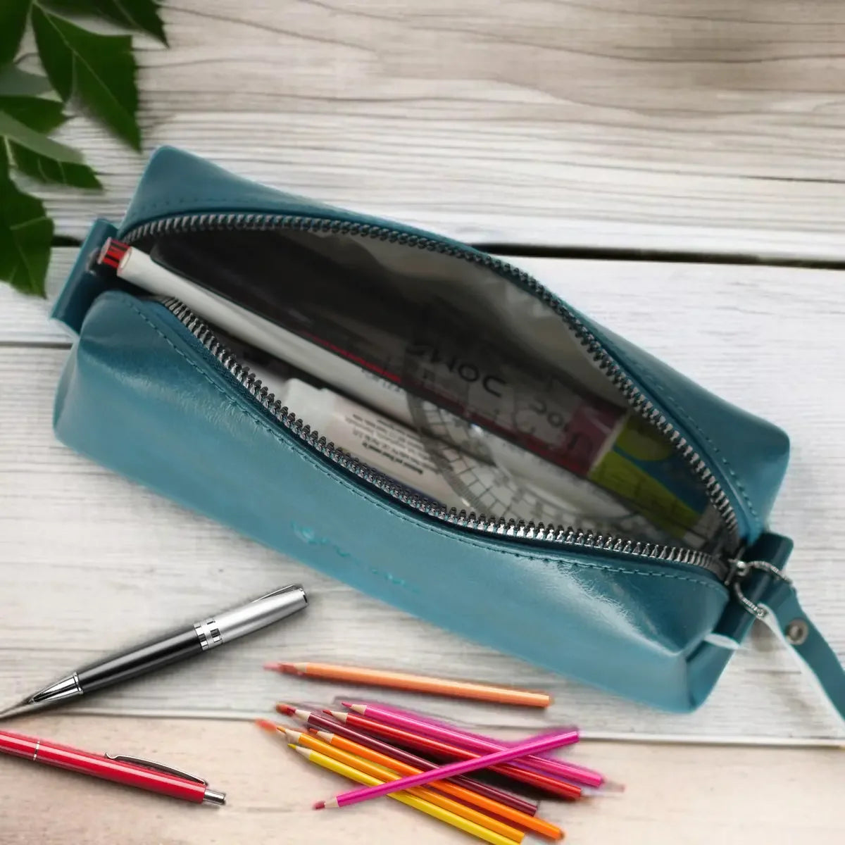 Timeless-Teal-Blue-Round-Coin-Pouch-Leather