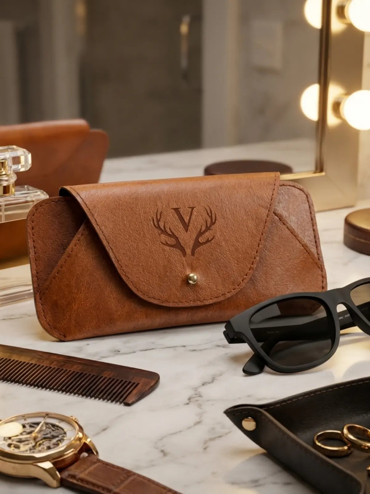 Formé Glint Shade Case - Tan