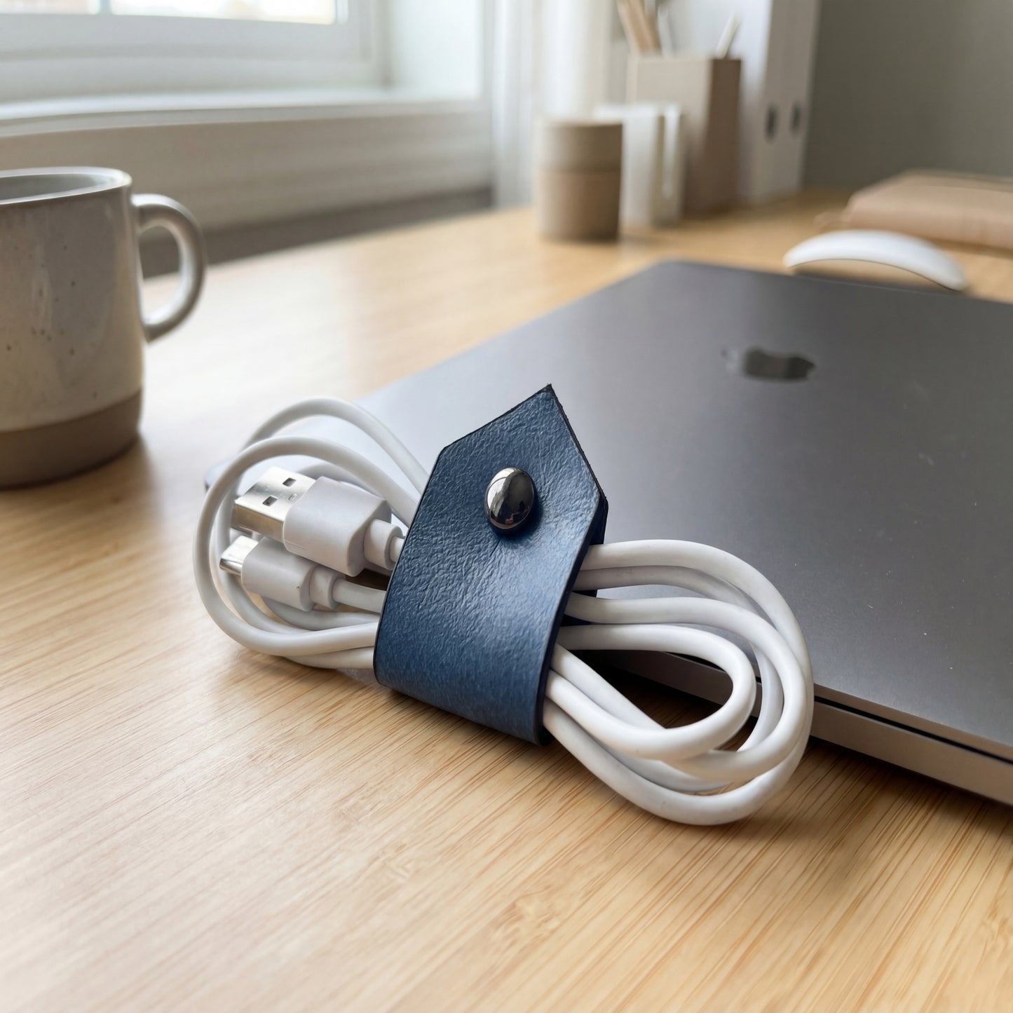 Timeless Snap Cable Organizer - Random Colors