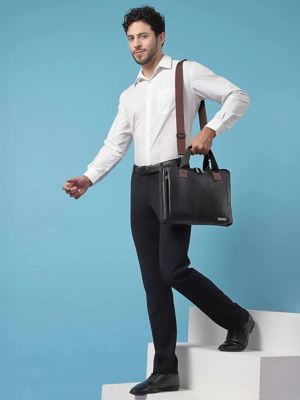 Timeless Unity Laptop Messenger Bag - Black
