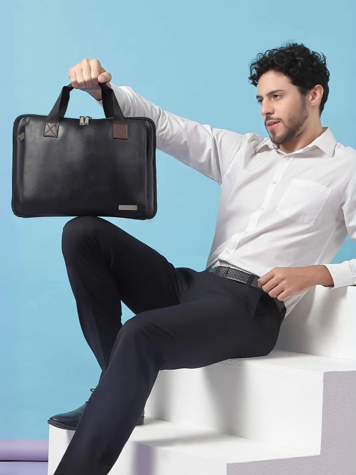 Timeless Unity Laptop Messenger Bag - Black