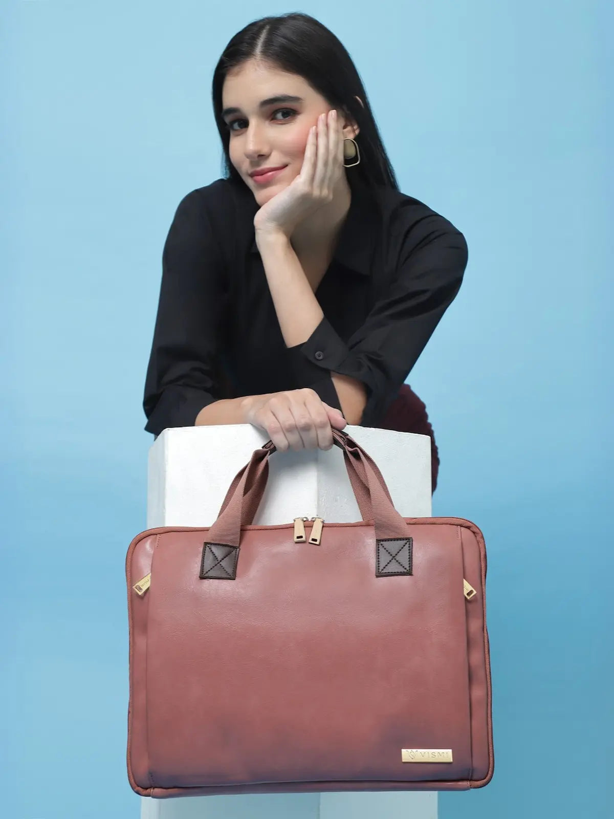 Timeless Unity Laptop Messenger Bag - Blush Pink