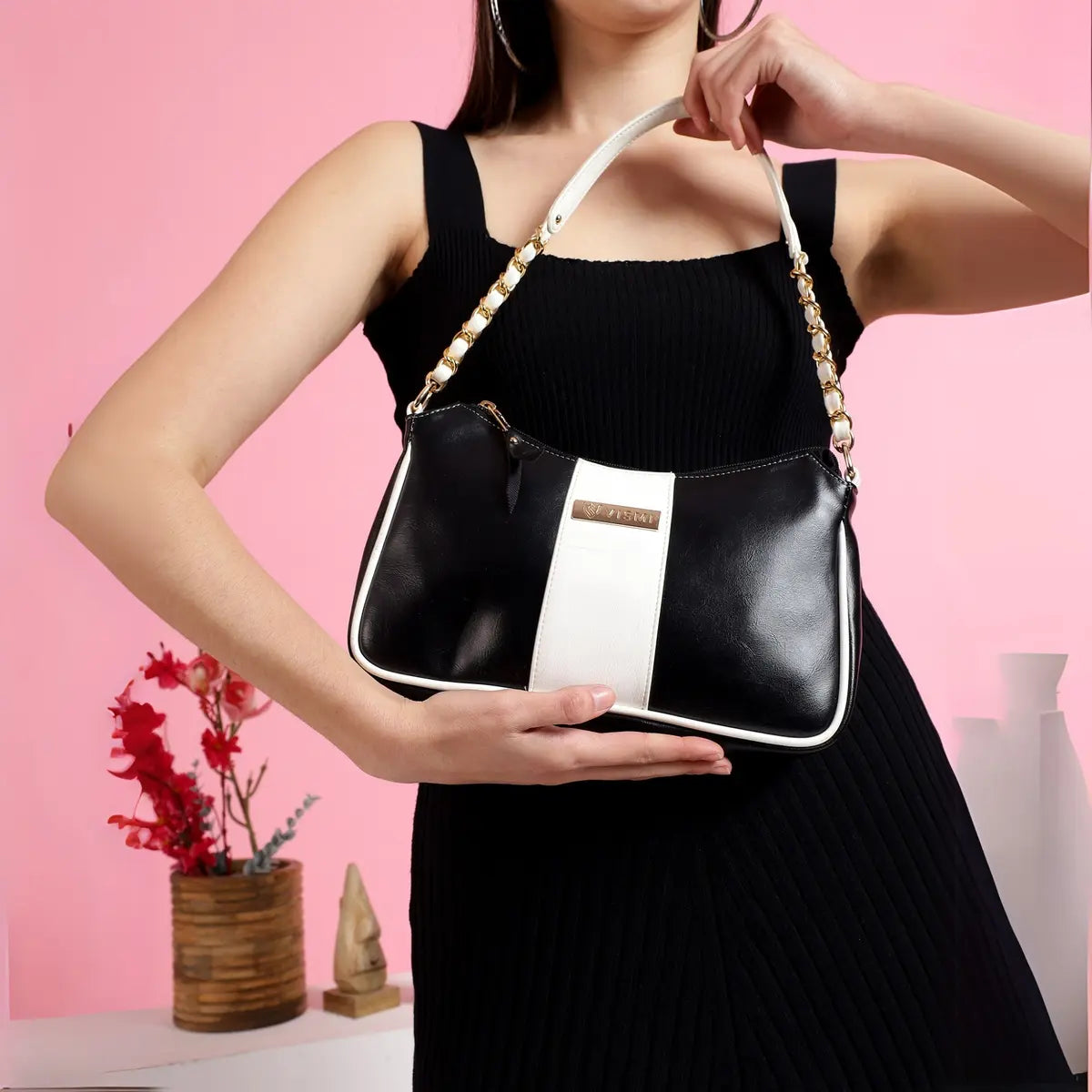 Timeless Glam Evening Bag - Black