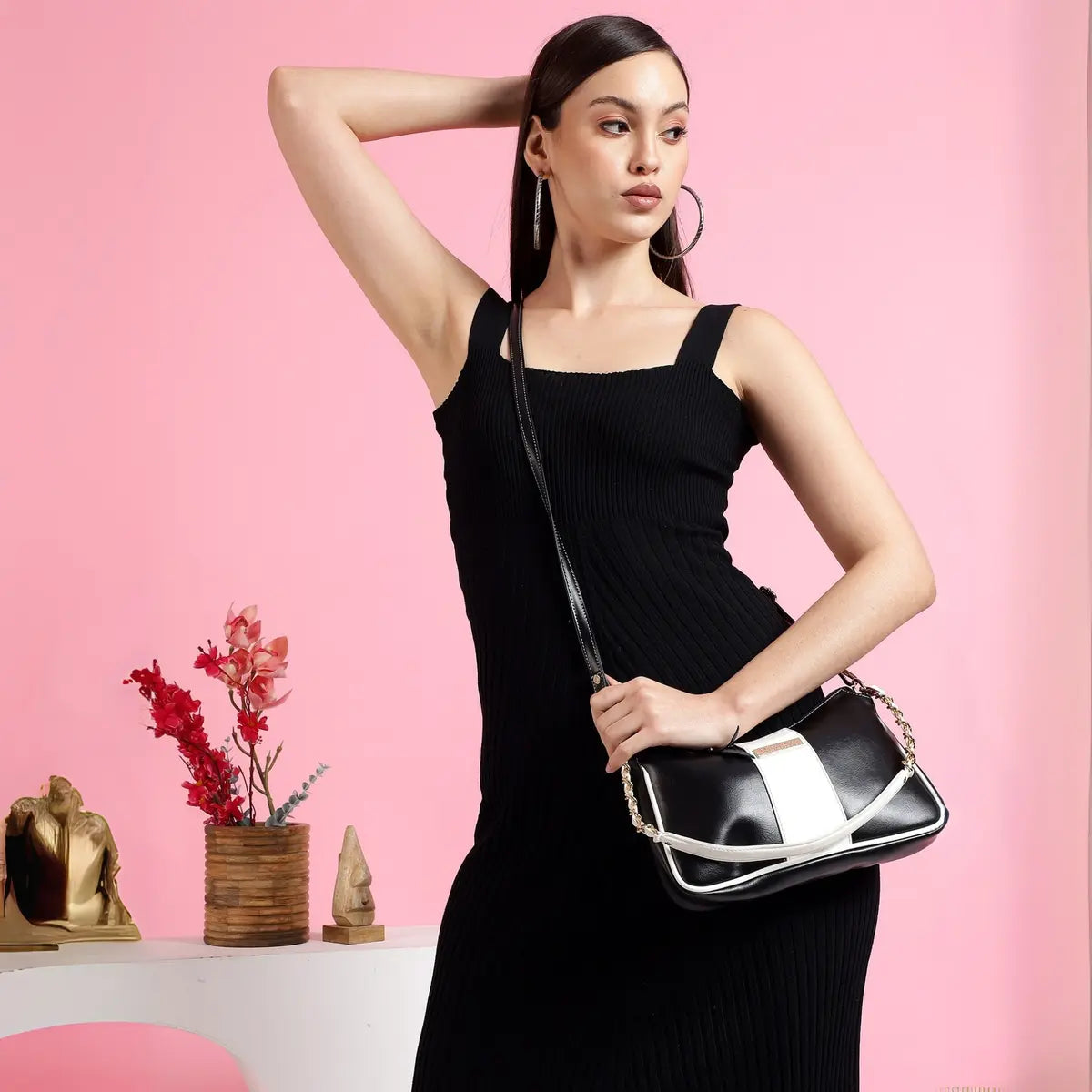 Timeless Glam Evening Bag - Black