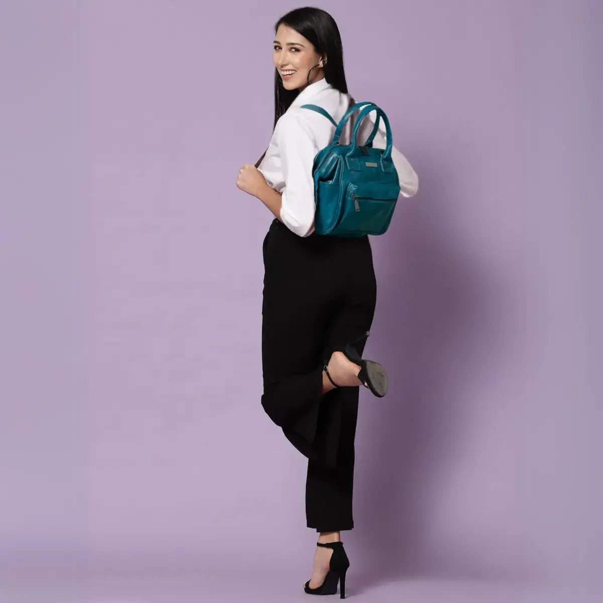 stylish-multi-utility-bag-for-travel