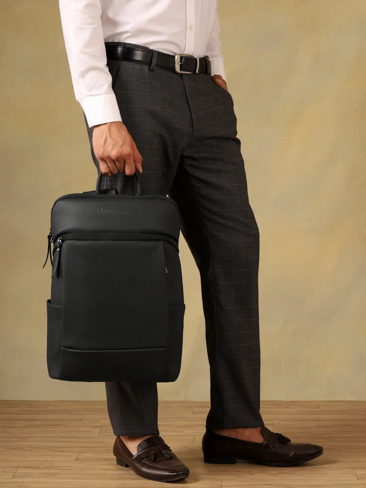 VISMIINTREND Executive Laptop Backpack - Black