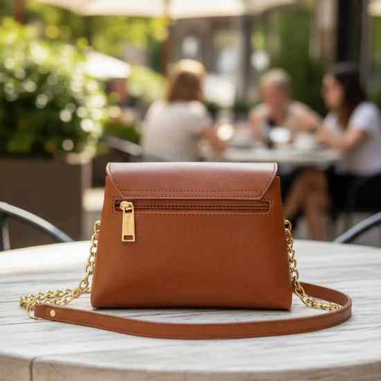 Formé Crossbody Handbag - Tan