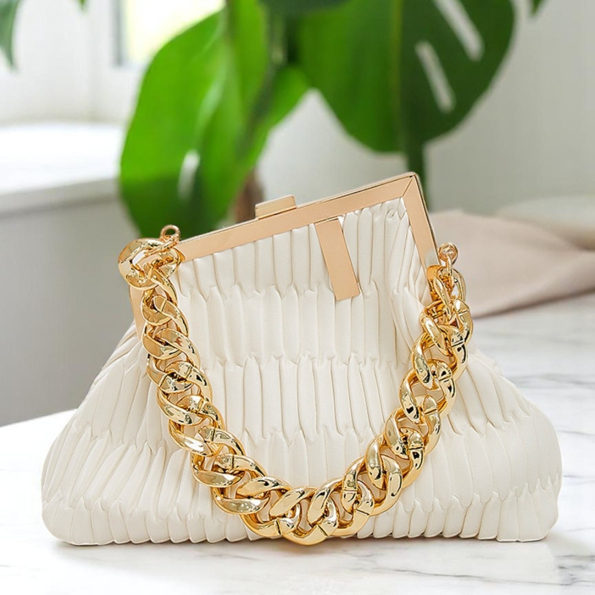 Fashionista Hobo Shoulder Bag -White