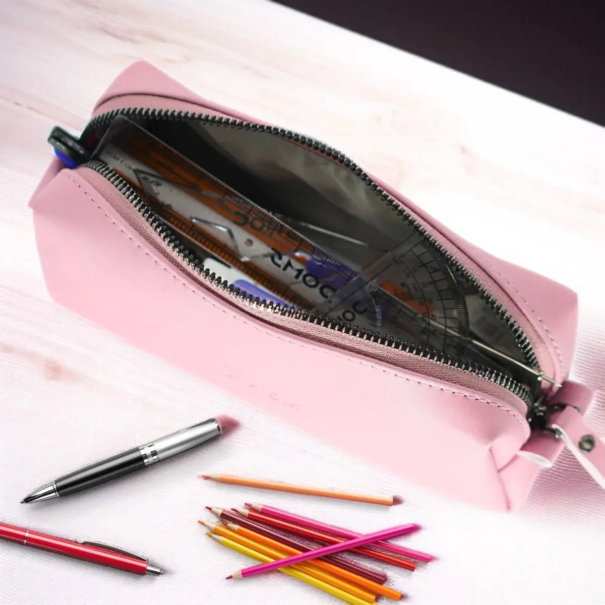 Timeless-Round-Pink-Coin-Pouch-Leather