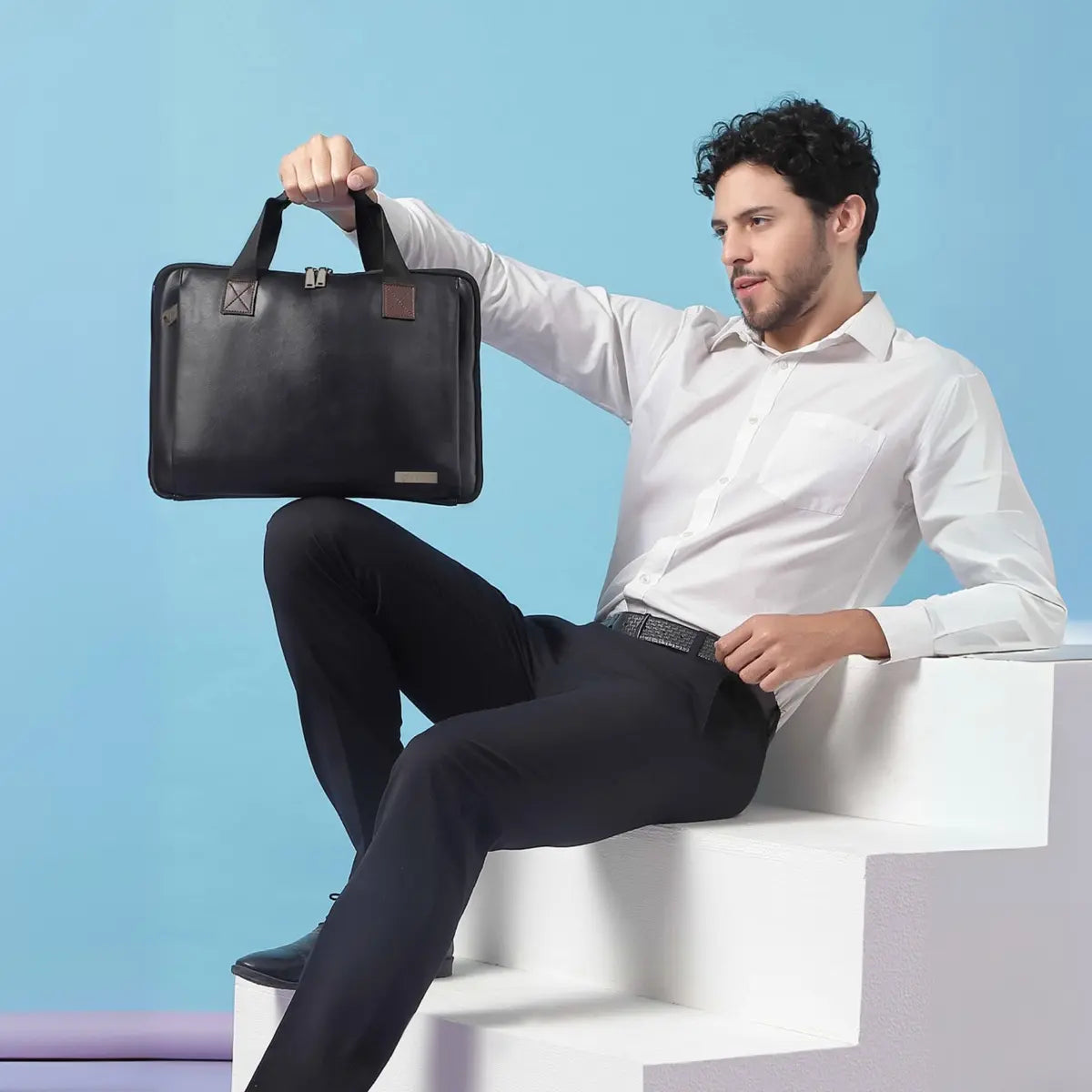 Timeless Unity Laptop Messenger Bag - Black