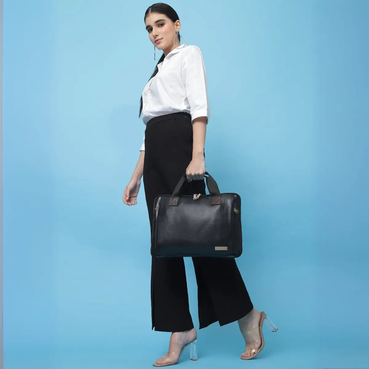 Timeless Unity Laptop Messenger Bag - Black