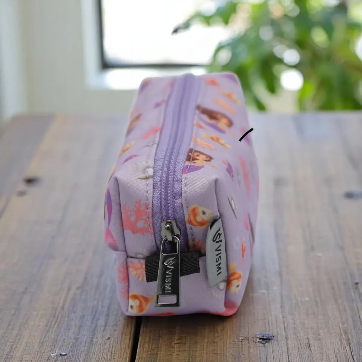 Elegant-Pencil-Pouch-for-Stationery