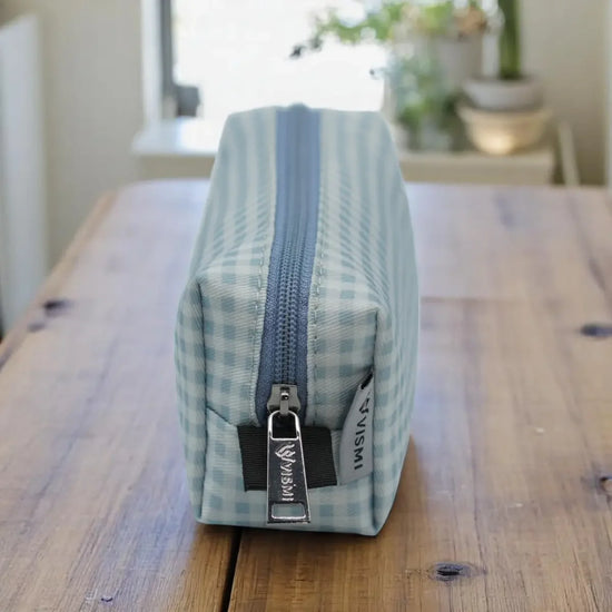 Minimalist-Leather-Coin-Holder