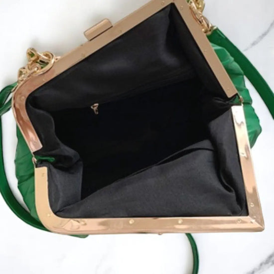 Trendy-Womens-Handbag-Hobo-Style