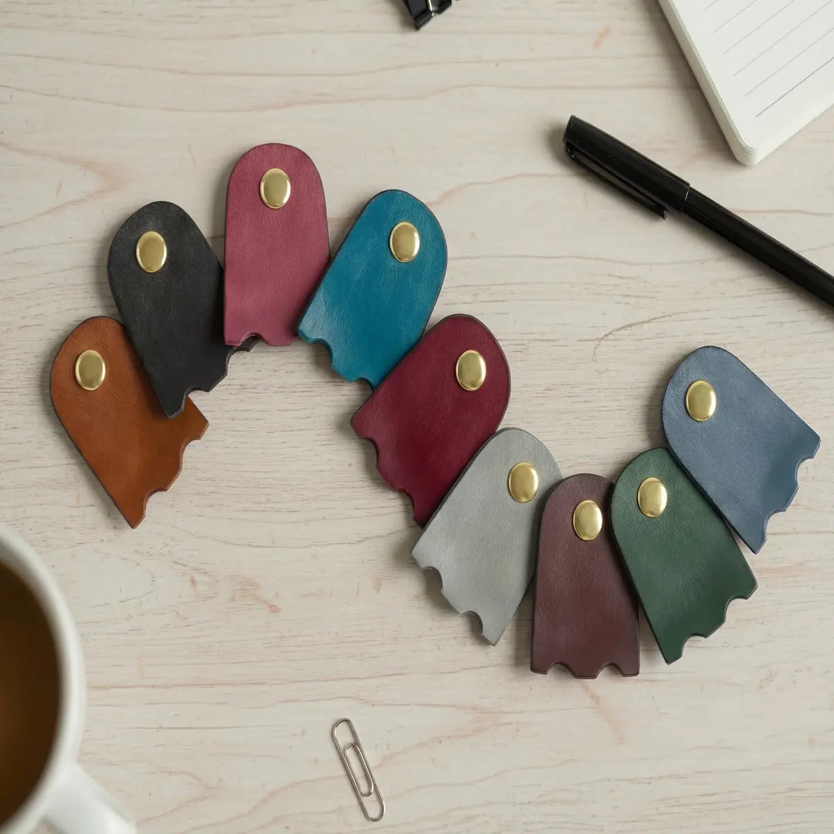 Timeless Loop Cable Organizer - Random Colors