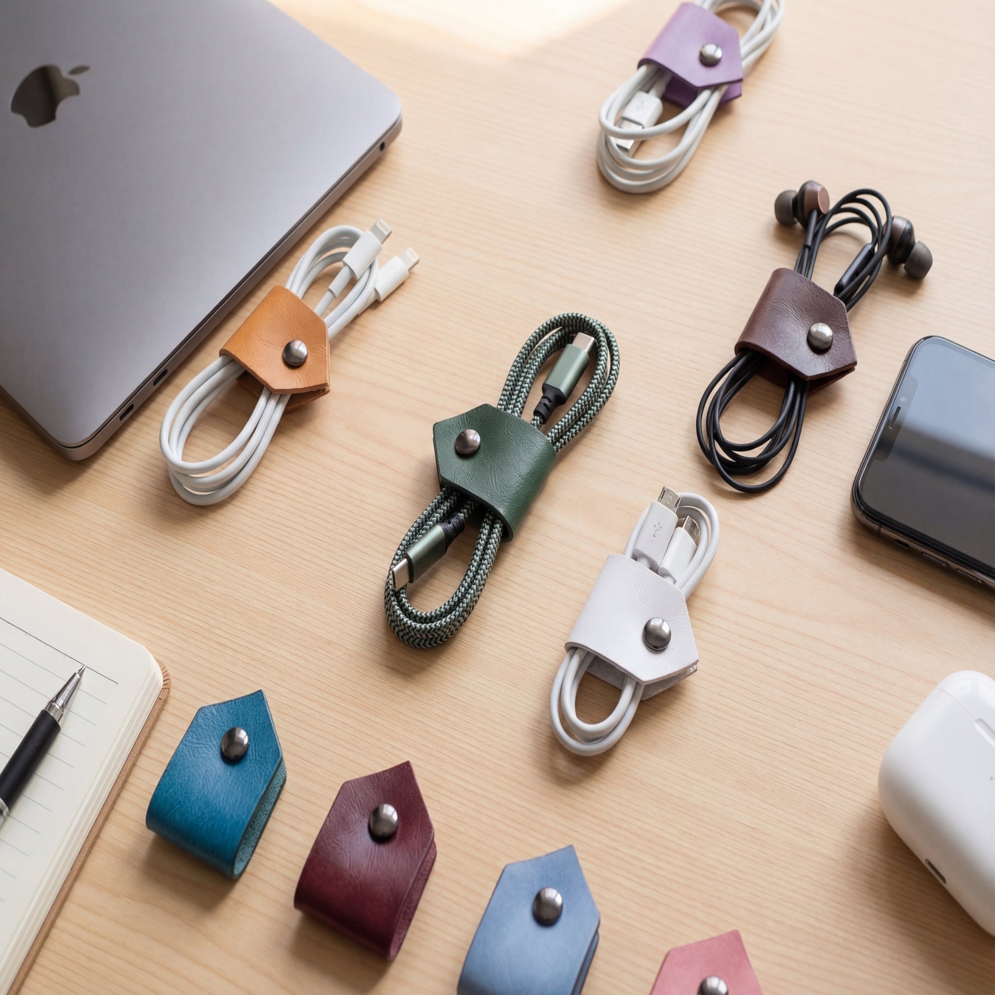 Timeless Snap Cable Organizer - Random Colors