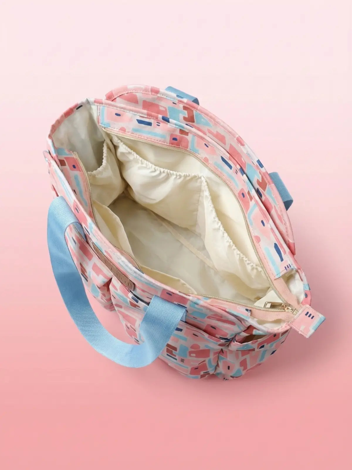 Cuddle Carry Tote Diaper Bag- Geometric