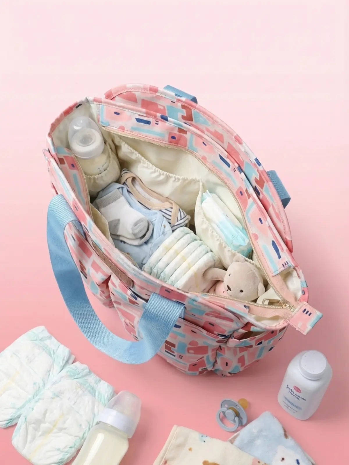 Cuddle Carry Tote Diaper Bag- Geometric