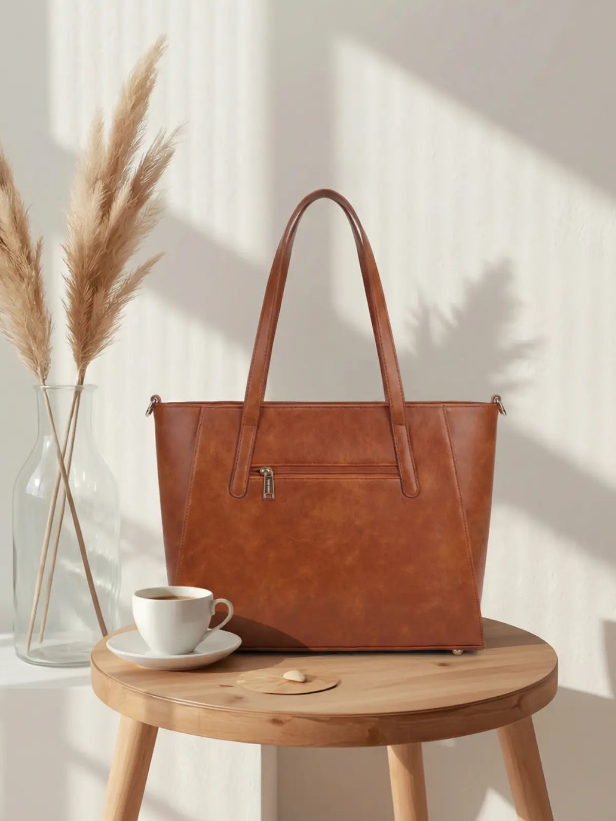 Timeless Contour Laptop Handbags - Tan