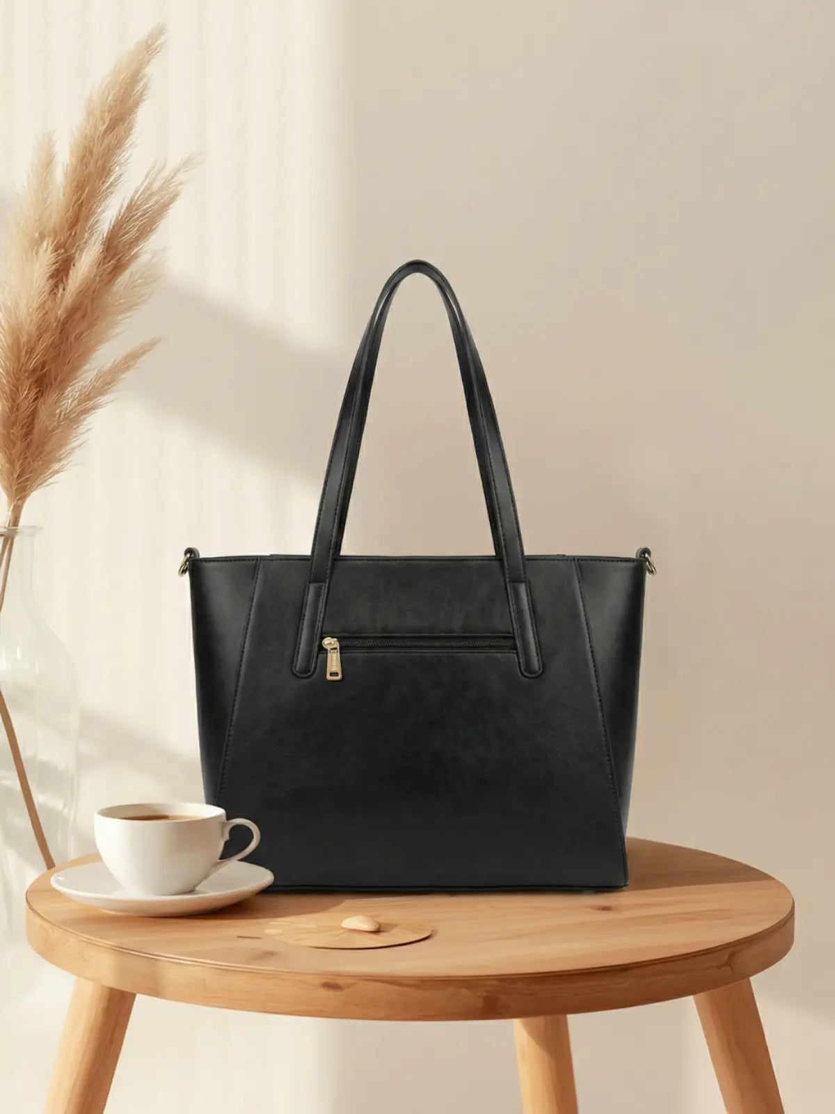 Timeless Contour Laptop Handbags - Black