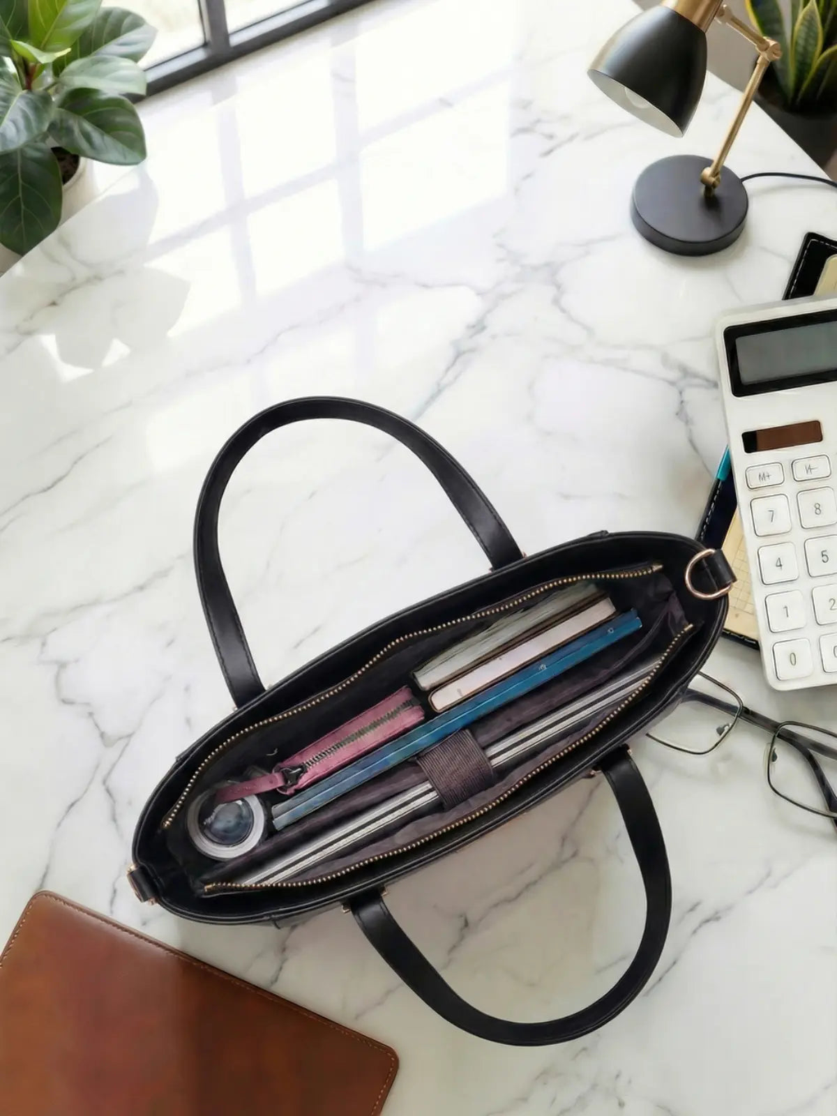 Timeless Contour Laptop Handbags - Black